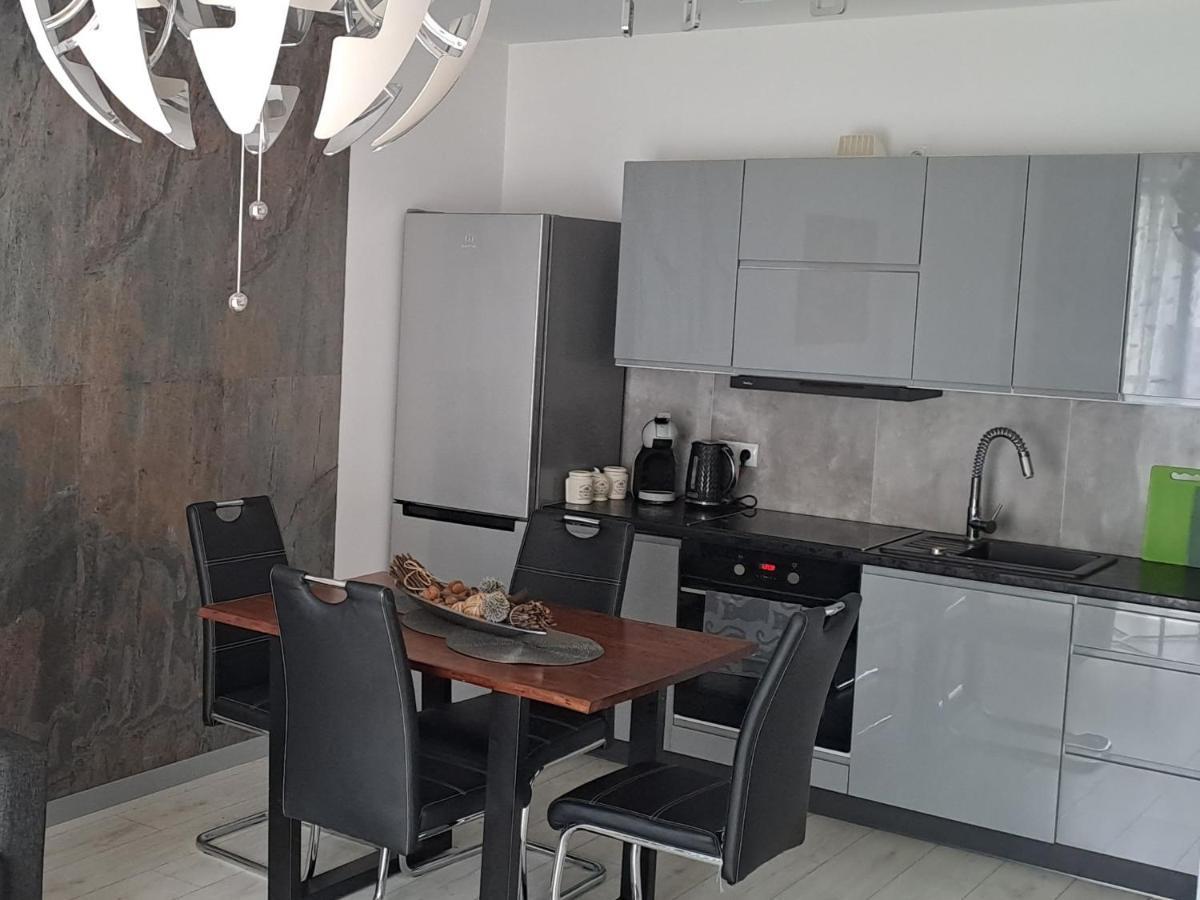 Apartament-sweet Night
