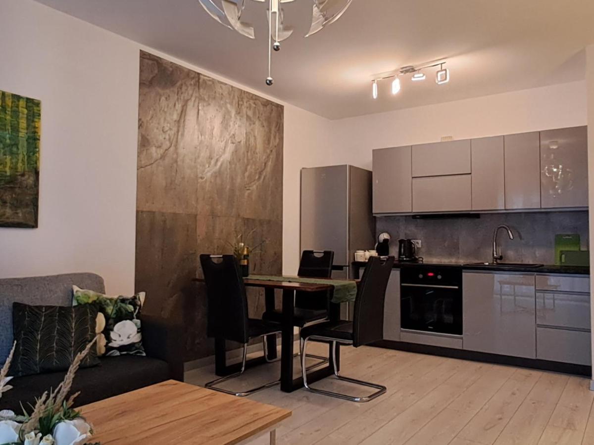 Apartment Apartament-sweet Night *